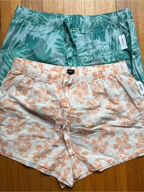 GAP Women's Floral Drawstring Shorts - Peach Floral & Green Tropical